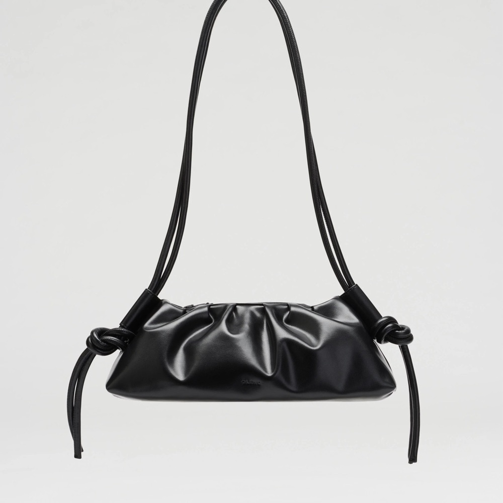 Ölend Dumpling Bag – Minimalist Vegan Leather Shoulder & Crossbody